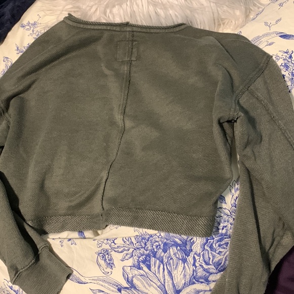 Aerie brand new cropped crewneck - Picture 4 of 4